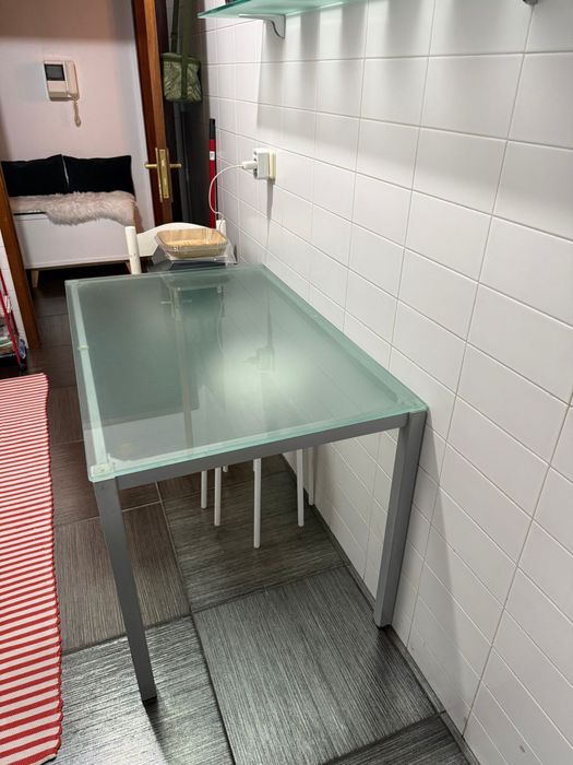 Vendo mesa de vidro