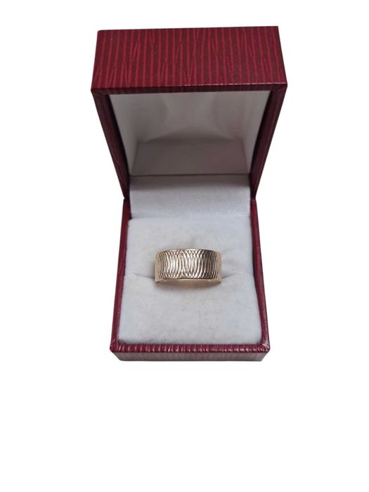 Zjawiskowy złoty szeroki pierścionek 585 4,19G R17