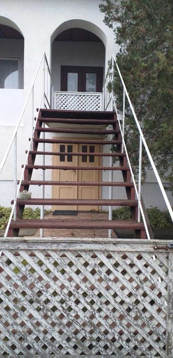 2 поверховий будинок 194 кв.м з ремонтом у с. Кідьош 6 км до Берегова!