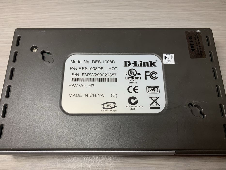 Комутатор D-Link