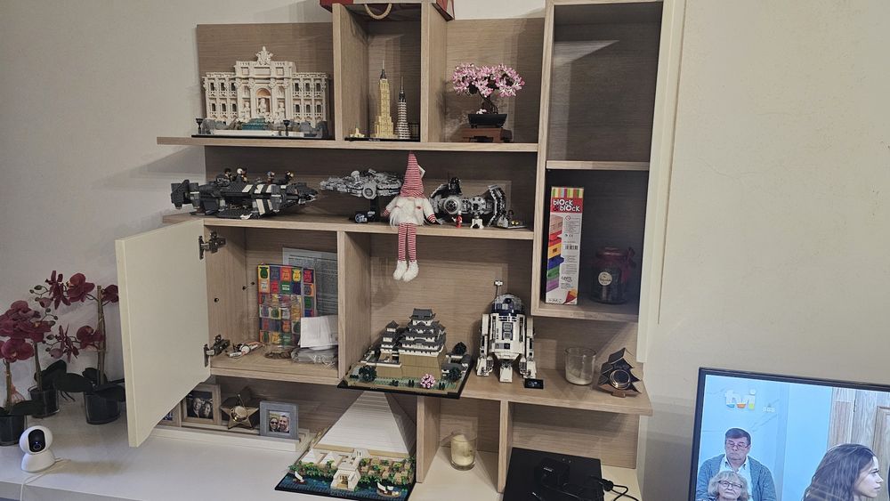 Estante móvel de parede moderna