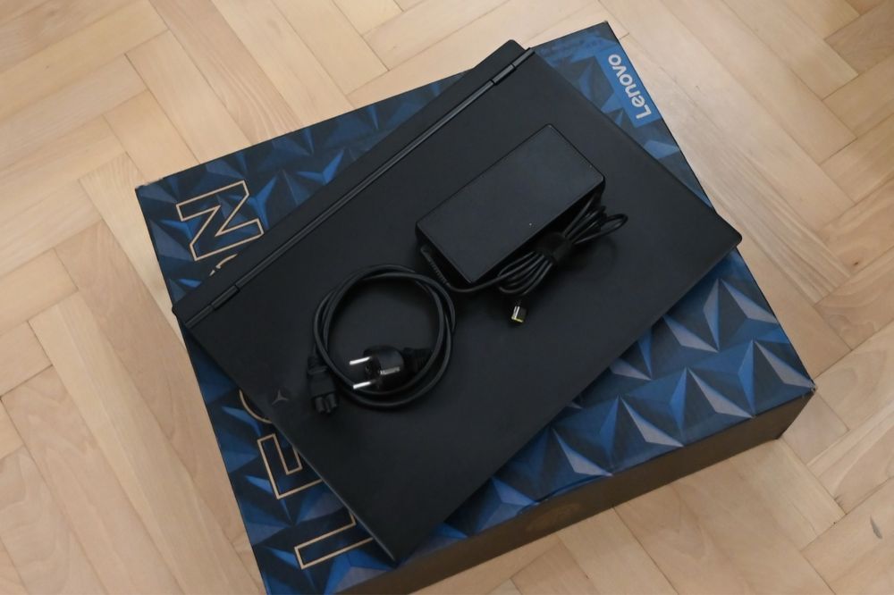 Laptop Lenovo Legion Y540-17 i5-9300HF, 16GB, 512GB, Geforce GTX1650