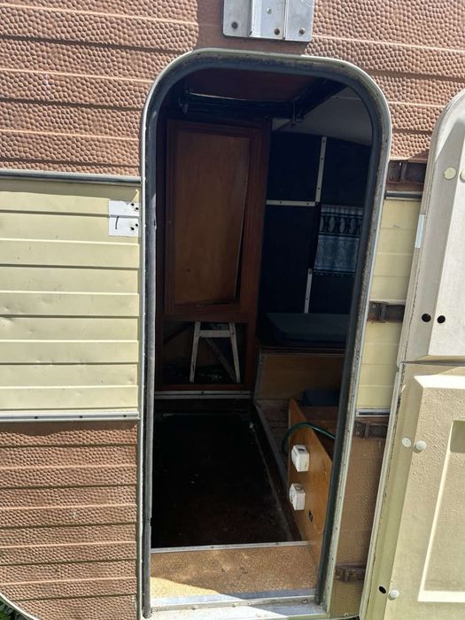 Кемпінг одноосний