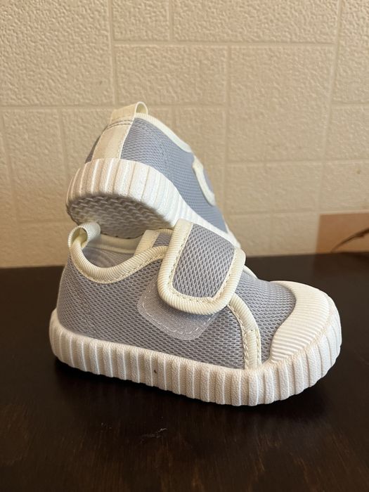 Дитяче взуття, пінетки