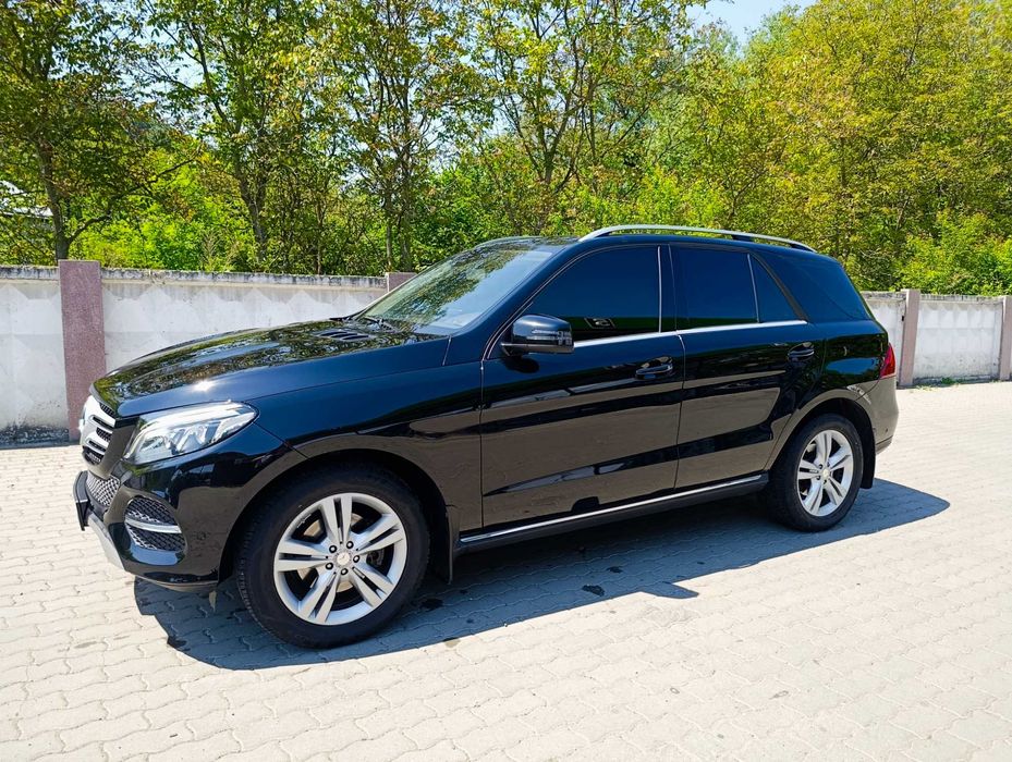 У продажу Мерседес GLE250