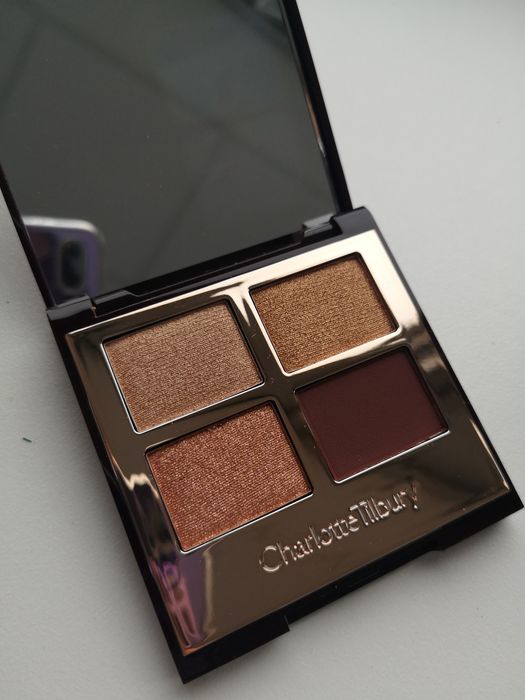 Cienie do powiek, charlotte tilbury, the queen of glow