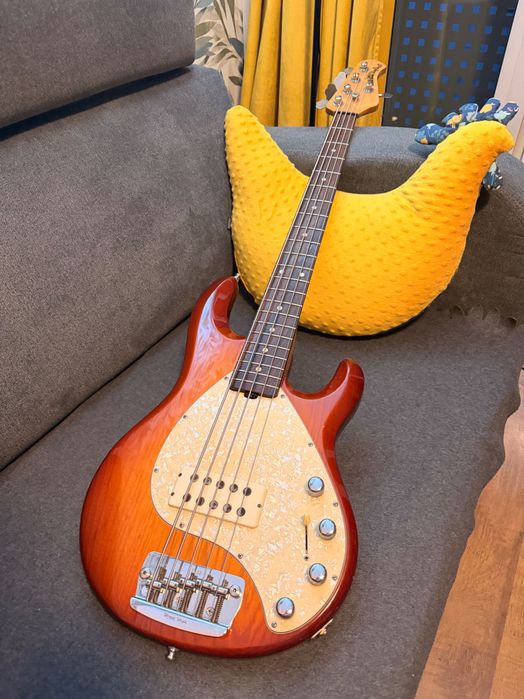 Ernie Ball Music Man StingRay 5 USA 1993 + flight case