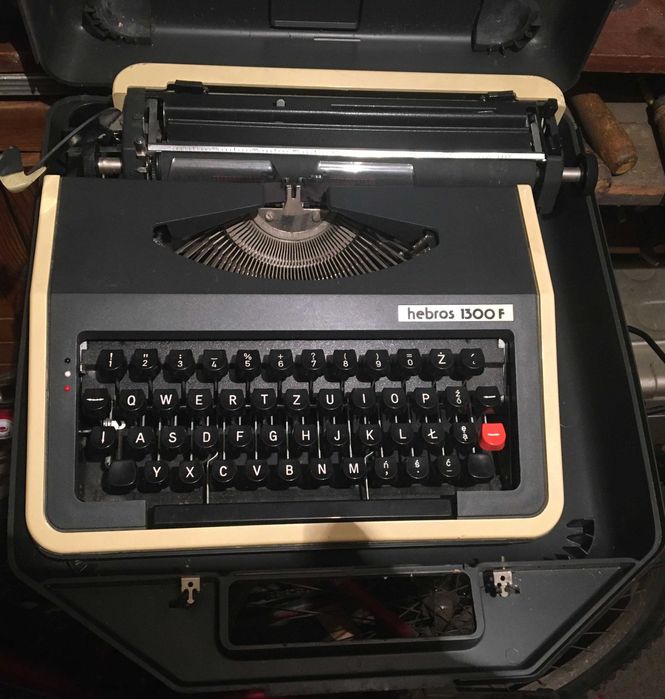 Maszyna do pisania hebros 1300 f dokumentacja PRL 1987 walizka
