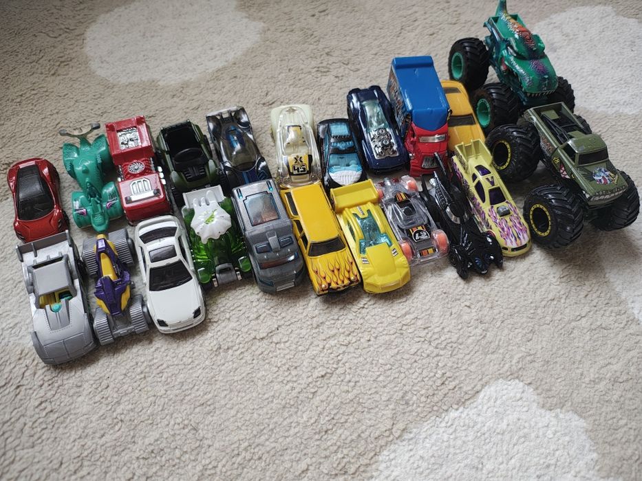 Zestaw hot wheels