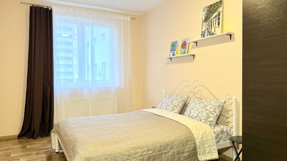 Двокімнатна квартира в ЖК Левада/ подобово/ метро Левада