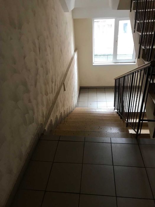Продам однокімнатну квартиру місті Вишневому,Київська обл