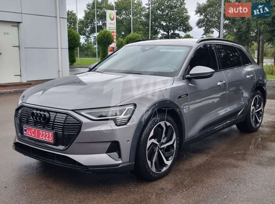 Audi Etron Q8 , 95kw , європа , не бита, обмін на нерухомість