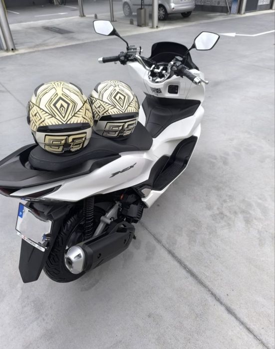 ALUGA-SE Honda PCX 125 2024