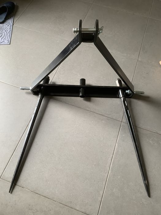 Porta Rolos Feno ou Palha