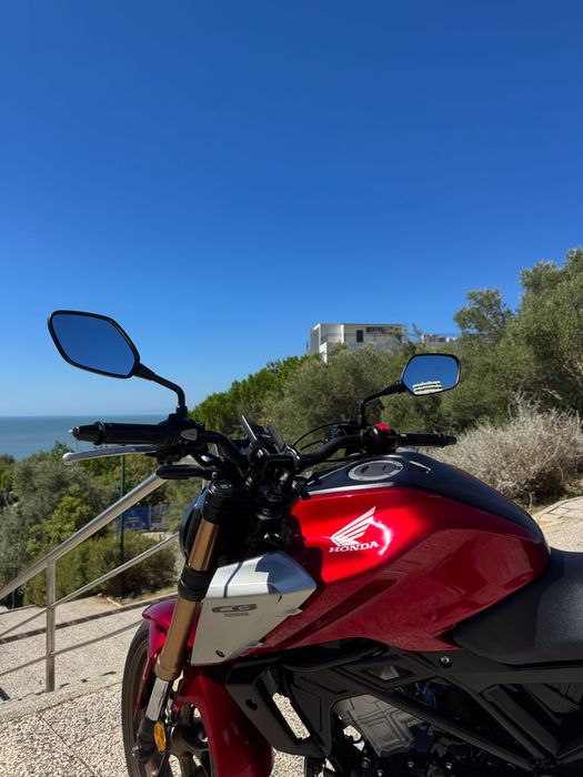 Honda CB125R 2022