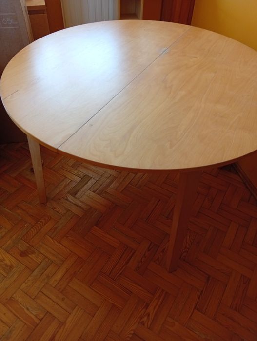 Okrągły stół Ikea - rozkładany