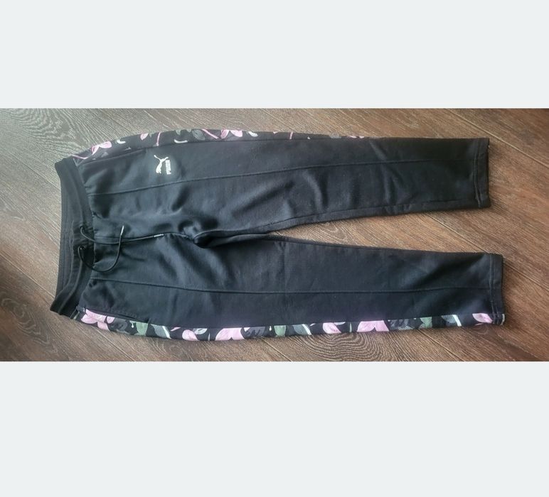 Жіночі штани puma s з квітами