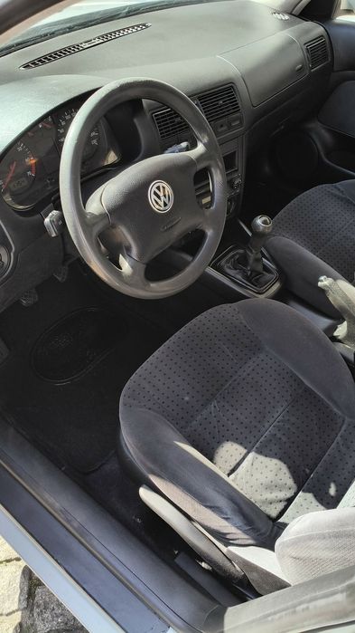 Volkswagen Golf 1.4 Gasolina