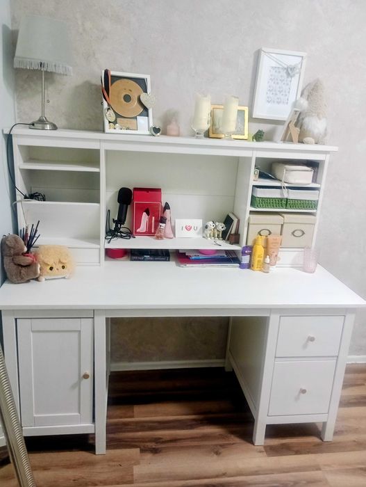 Hemnes Biurko, biała bejca, 155x65 cm