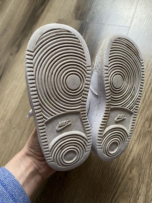 Кросівки білі Nike