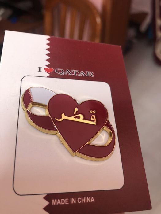 Pin com íman QATAR (novo)