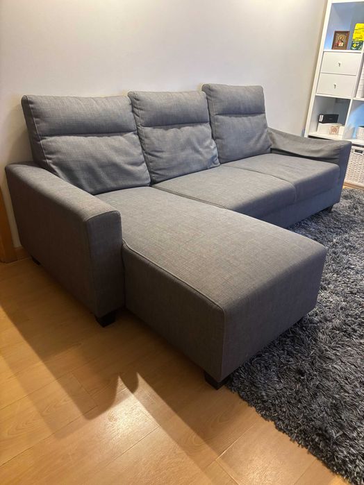 Sofá de 3 Lugares com Chaise Longue IKEA (Modelo KNISLINGE) — Para Desimpedir