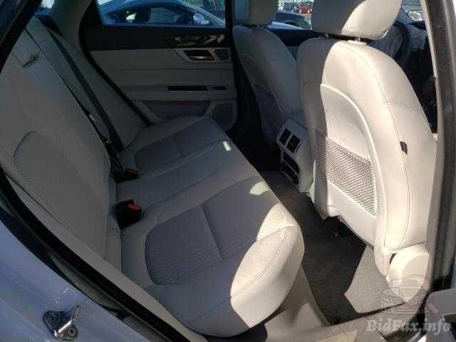 Разбирается JAGUAR XF AWD Prestige 2016