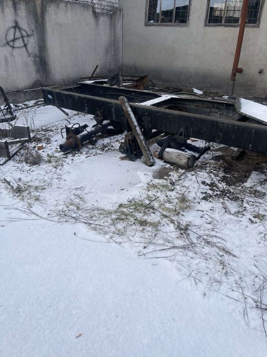 Продам кабину и раму Урал
