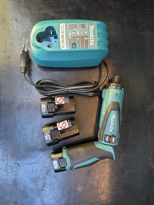 Wkrętak elektryczny Makita F010D