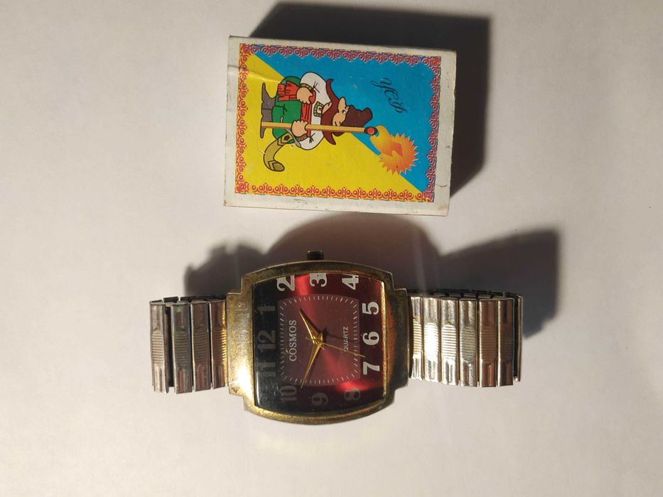 Металлический ремешок часы космос