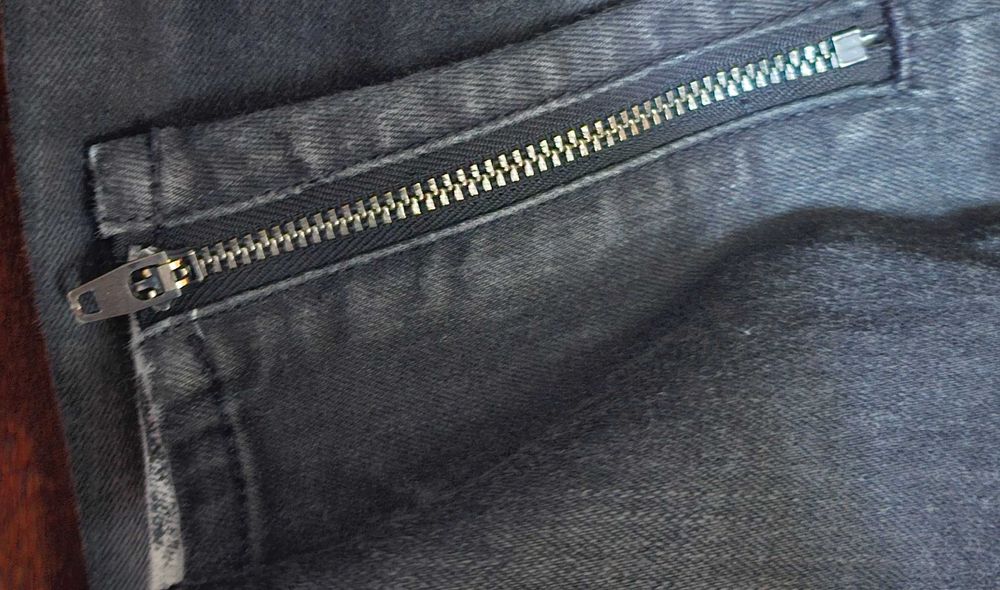 Jeggingsy Armani Exchange rozmiar S/M (28)