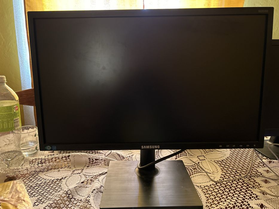 Monitor Samsung S22E450B 22 cale FullHD