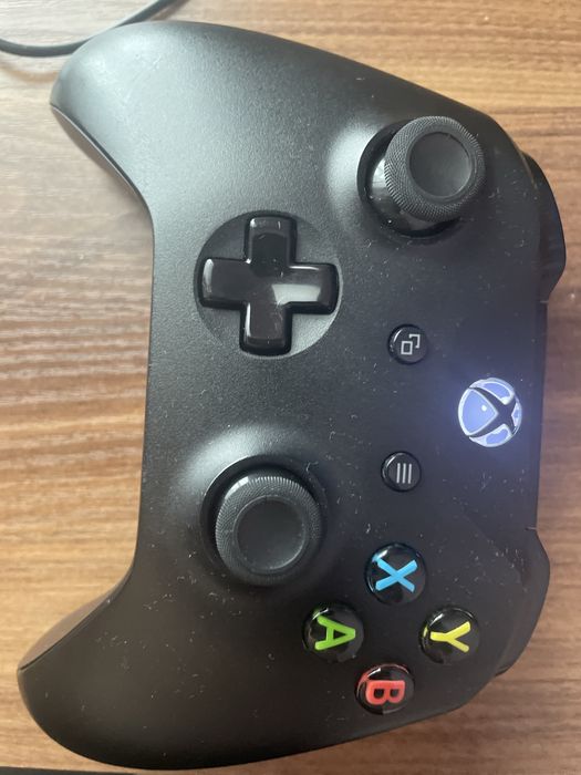 Продам xbox one s