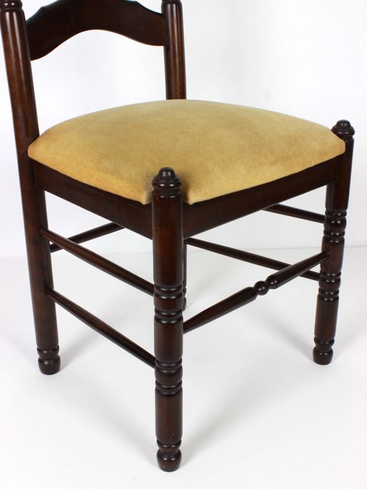 Drewniane krzesła z materialowym obiciem, lata 70.