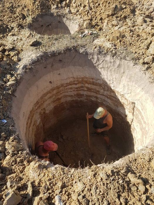 Копка колодцев,канализации.Чистка,углубление колодцев.Выкопать колодец