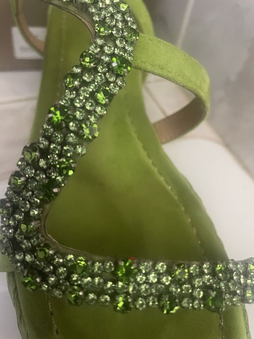 Sandália da marca Alma em Pena