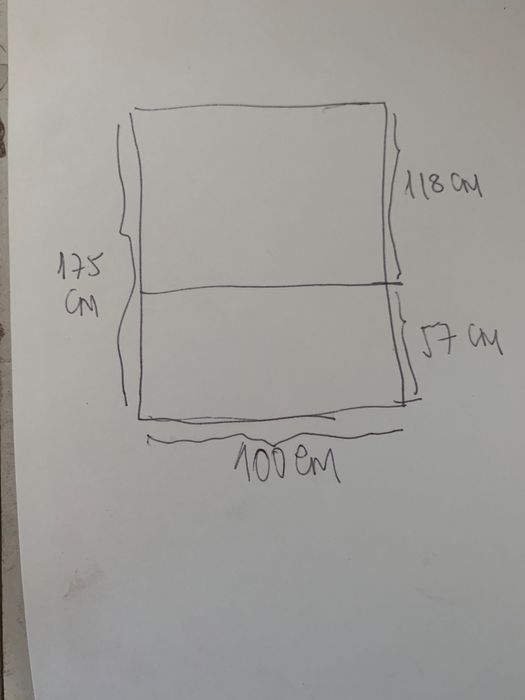 Janela de alumínio com bandeira