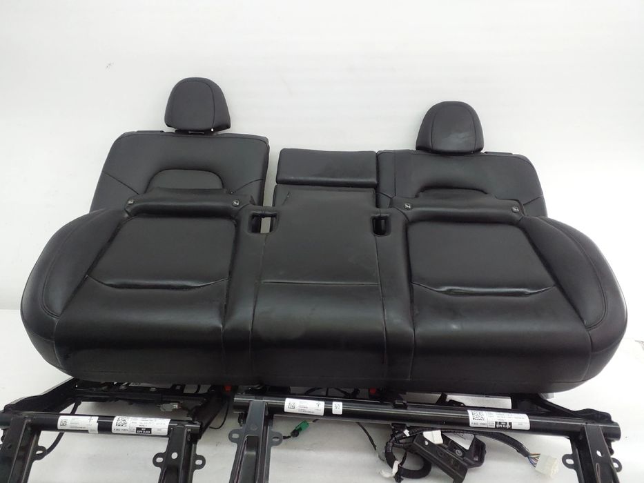 Conjunto de bancos TESLA Model Y (5YJY)