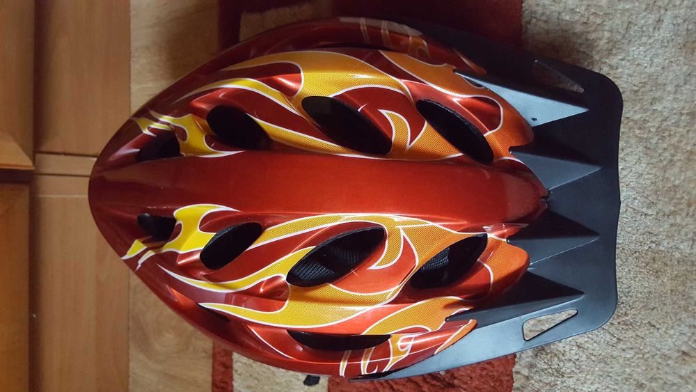 Kask rowerowy czerwony