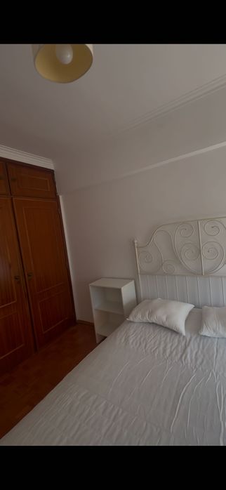 Aluga-se quarto Casal em Agualva-Cacém