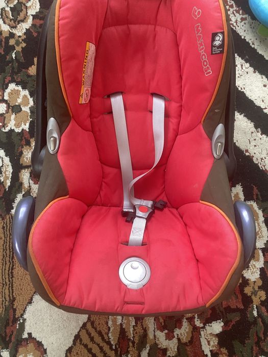 Автокрісло від 0 до 12 м