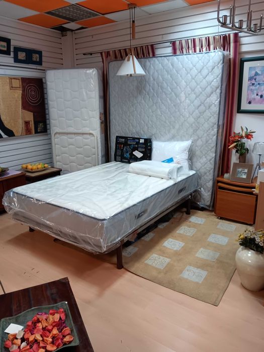 Colchão Casal Viscoelástico 29 cm altura, NOVO