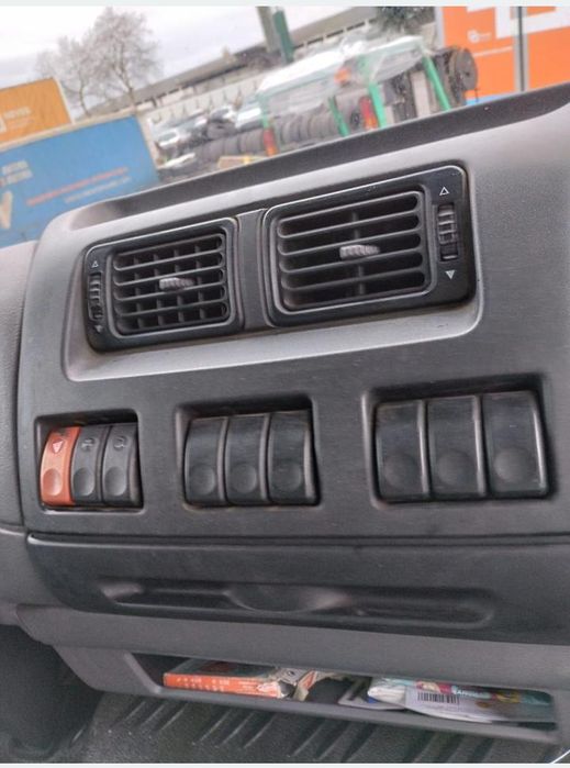 DAF LF 45 / Camião pronto. Urgente .a trabalhar / Caixa fechada