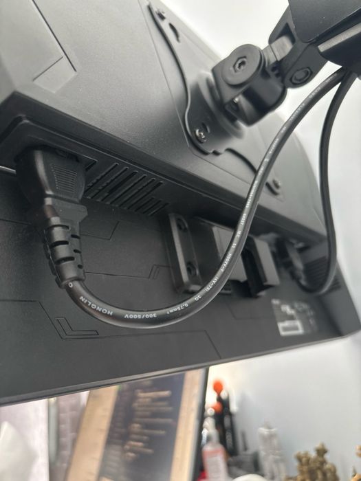 Asus TUF Gaming монітор 23,8