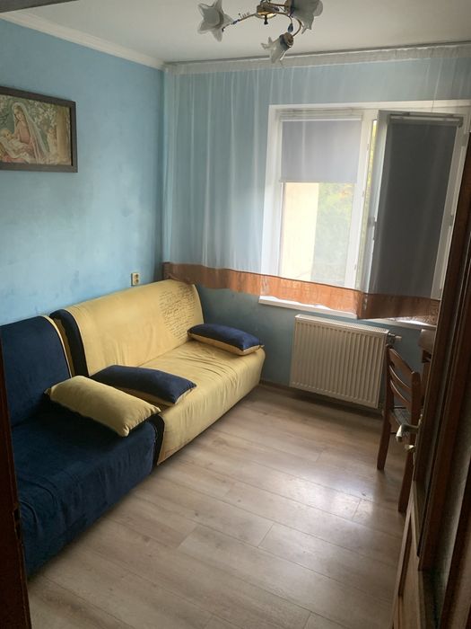 Продається 3 кімнатна квартира