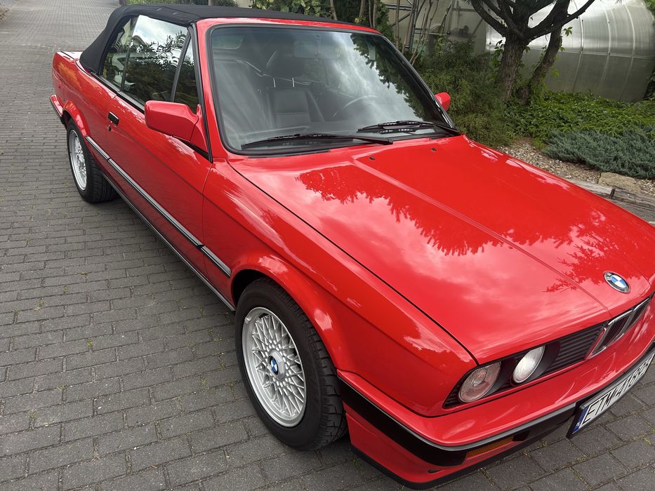 BMW E30 325i cabrio