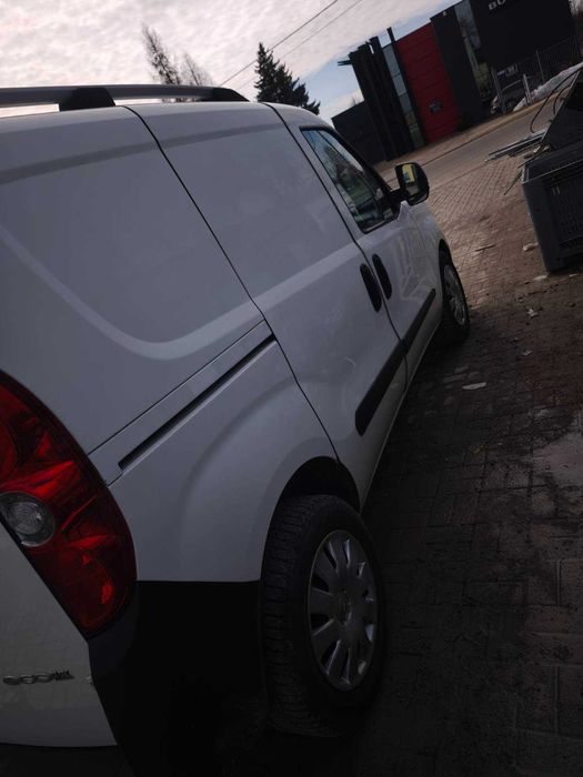 Wynajmę busa Opel Combo Mława