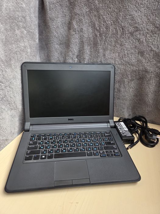 Ноутбук Dell Latitude 3340 4/128Gb  Звук/батарея/компактний