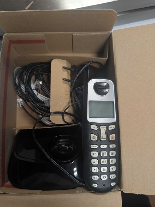 Gigaset A220 Cordless Landline Telephone – Used (with box and manual)64584631905155122