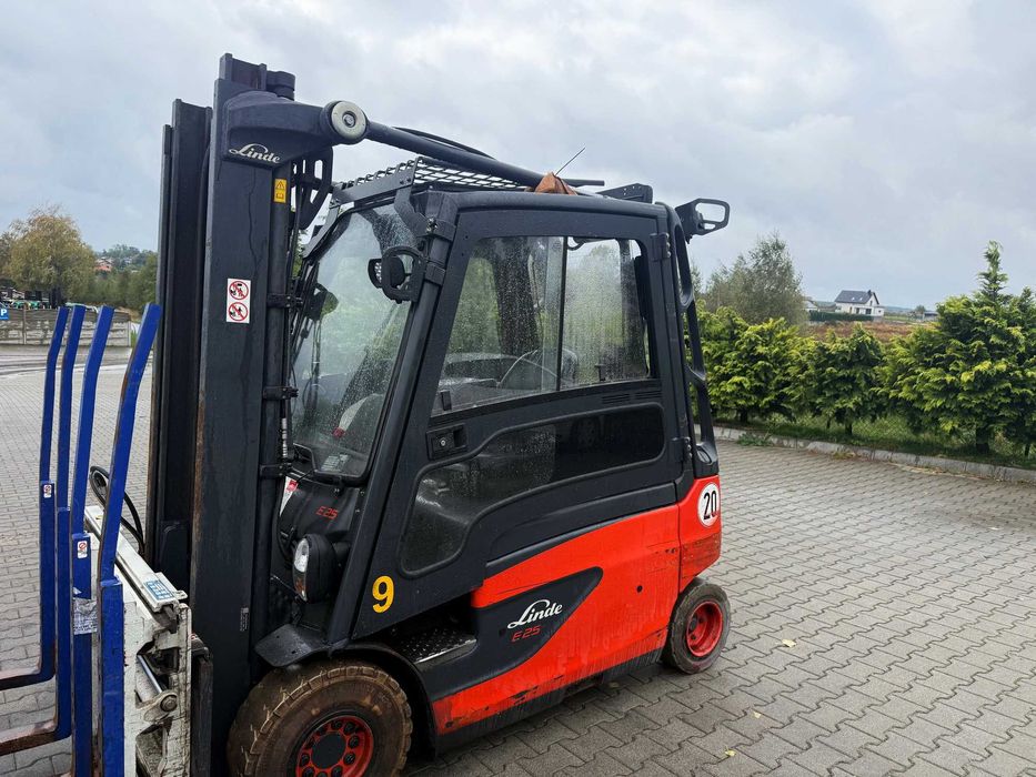 kabina kompletna wózek widłowy LINDE E25 E30 seria 387 części demontaż